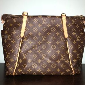 Louis Vuitton Totally MM